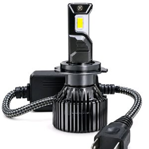 لامپ هدلایت LED برای خودرو با طراحی مقاوم و کارآمد.